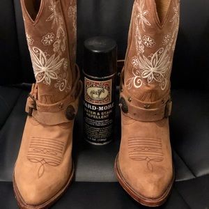 Shyanne boots size 7